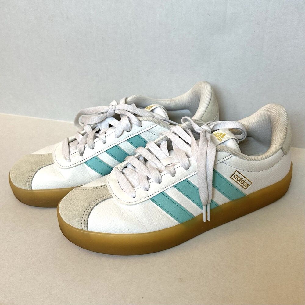 Adidas Women’s VL Court Sneakers 3.0 Size 7.5 White/Aqua Gum Sole Suede Leather